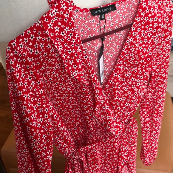 SOLD ✨ Dynamite Selina Dress - Picture 4 of 6